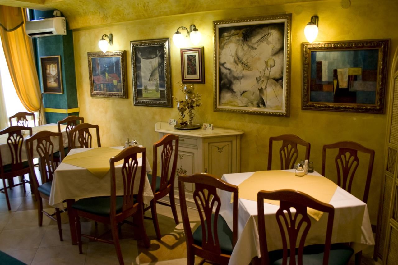 Отель Hotel Kerber Подгорица-16