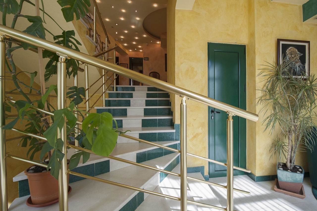 Отель Hotel Kerber Подгорица-22