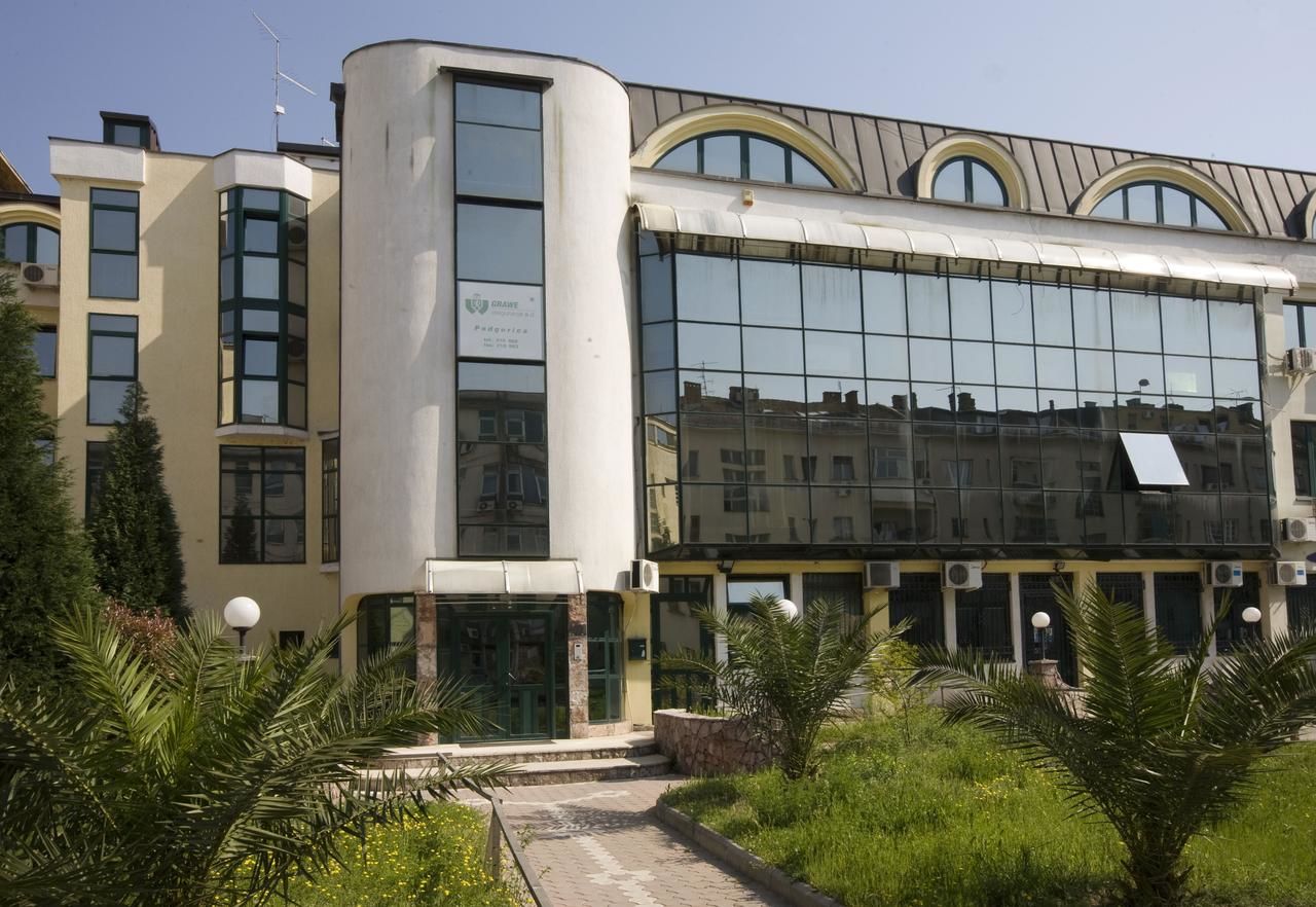 Отель Hotel Kerber Подгорица