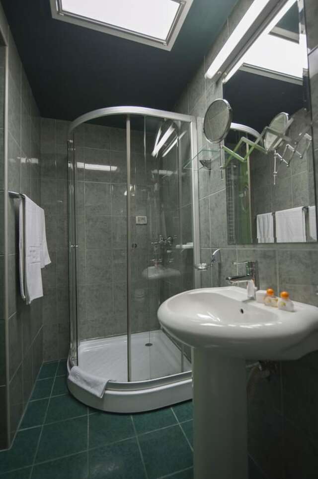 Отель Hotel Kerber Подгорица-28